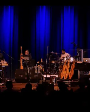 Bruce Hornsby And The Noisemakers Kansas City